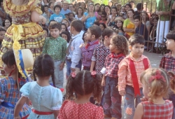 Festa Junina 2008 - "Cantinho Da Roça"