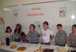 FEIRA NUTRITIVA - 2º ANO