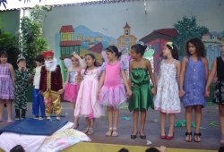 TEATRO - 3º ANO - A BELA ADORMECIDA