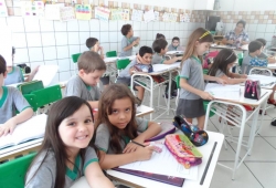  UM DIA NA ESCOLA