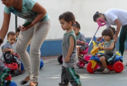  UM DIA NA ESCOLA